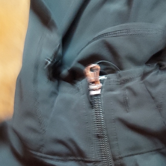 9 For $10 M&M Alia Black Hooded Jacket - Picture 8 of 14